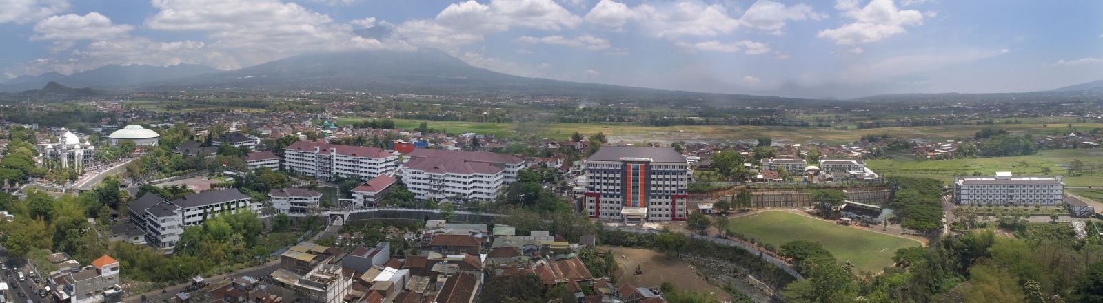   UNIVERSITAS Muhammadiyah Malang (UMM) kembali mempertahankan akreditasi institusi A. Hal itu